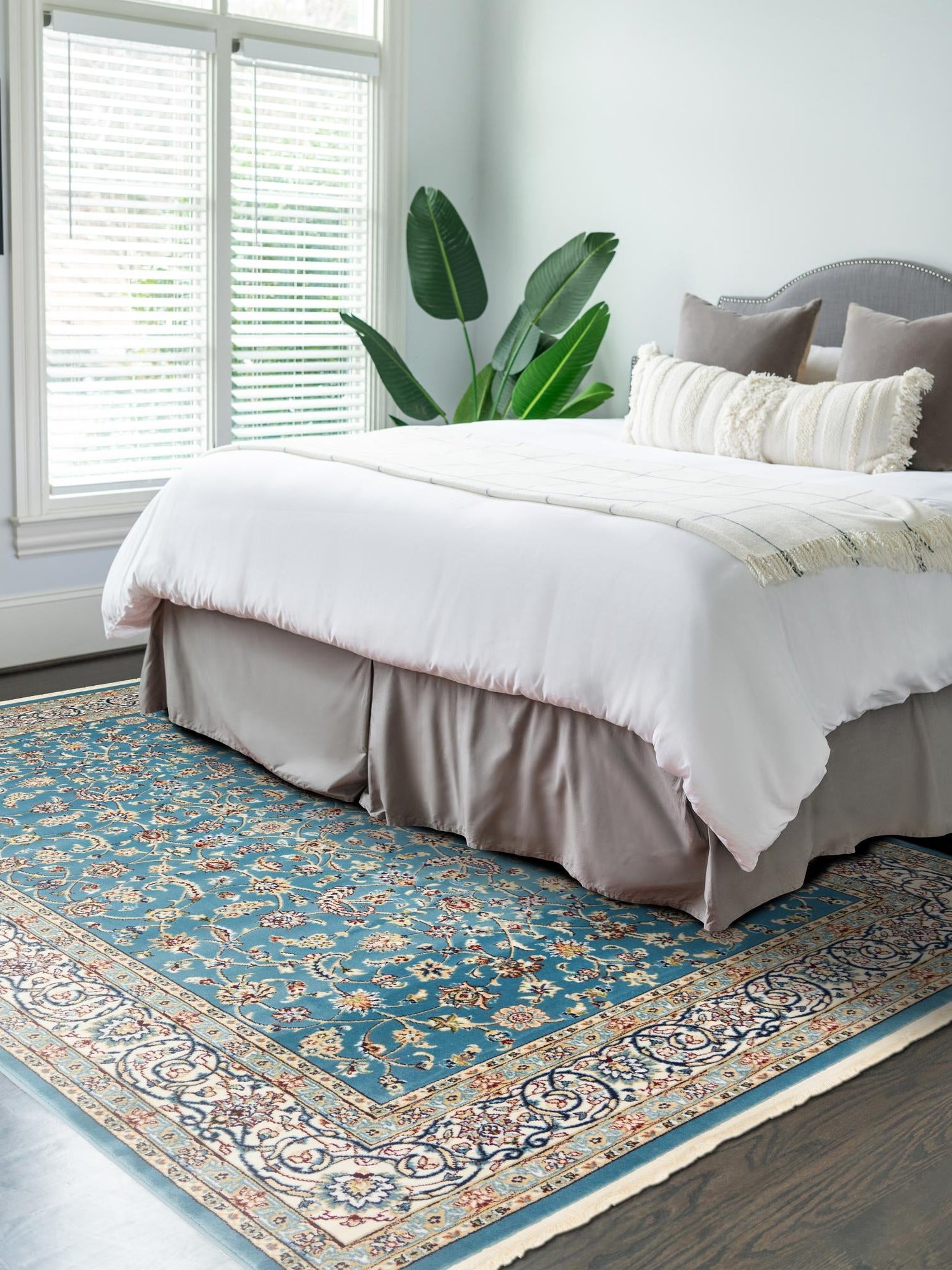 Blue 3' 1 x 5' 3 Narenj Rectangle Area Rug 85% Polypropylene & 15% Polyester Traditional Classic Carpet for Living, Dining, Bedrooms, Office for Sale at Rug Engine