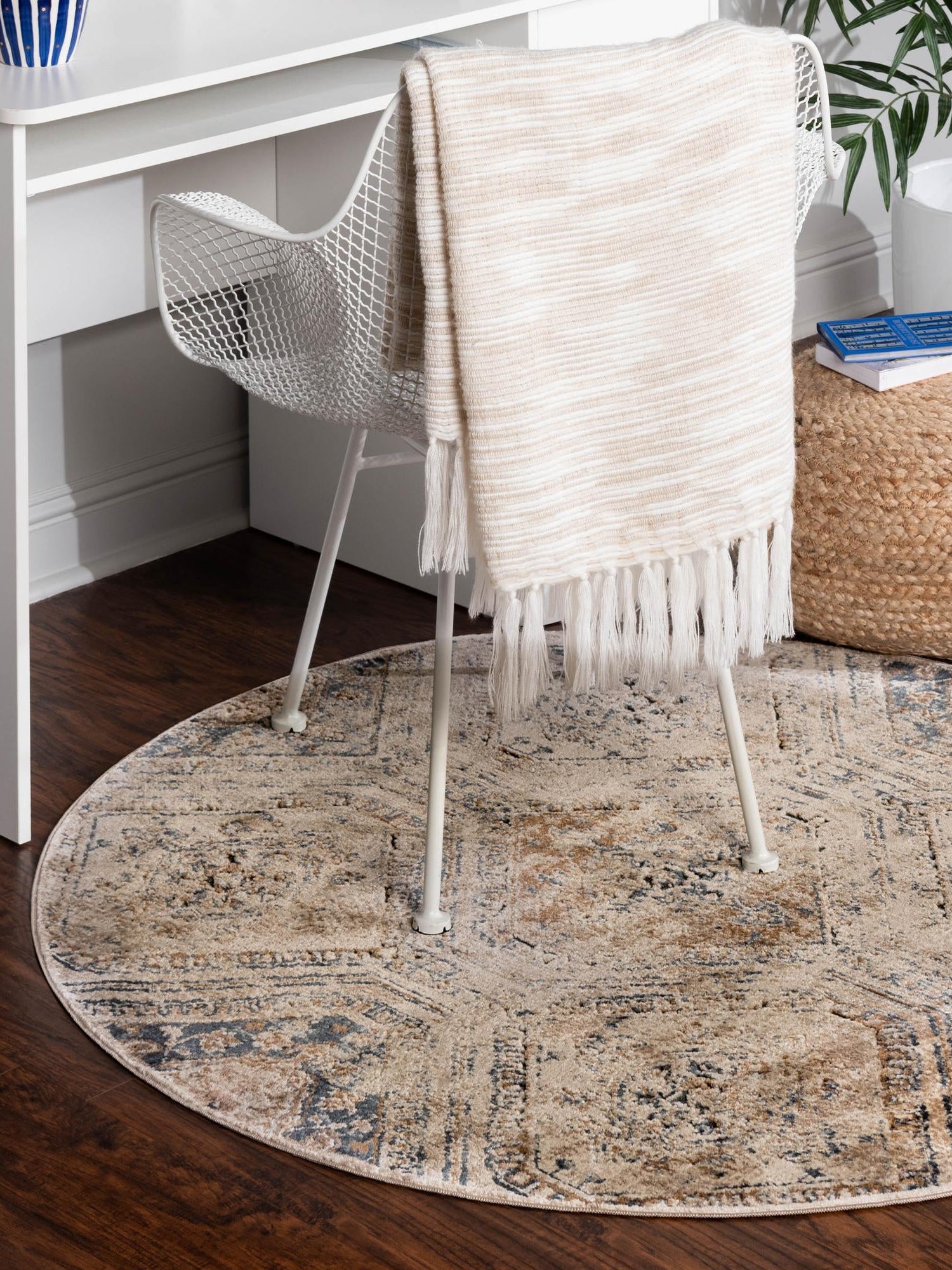 Blue Beige 4' 1 x 4' 1 Chateau Round Area Rug 85% Polypropylene & 15% Chenille With Cotton Backing Traditional Vintage Distressed Carpet for Classical Interior Design Decorating for Sale at Rug Engine