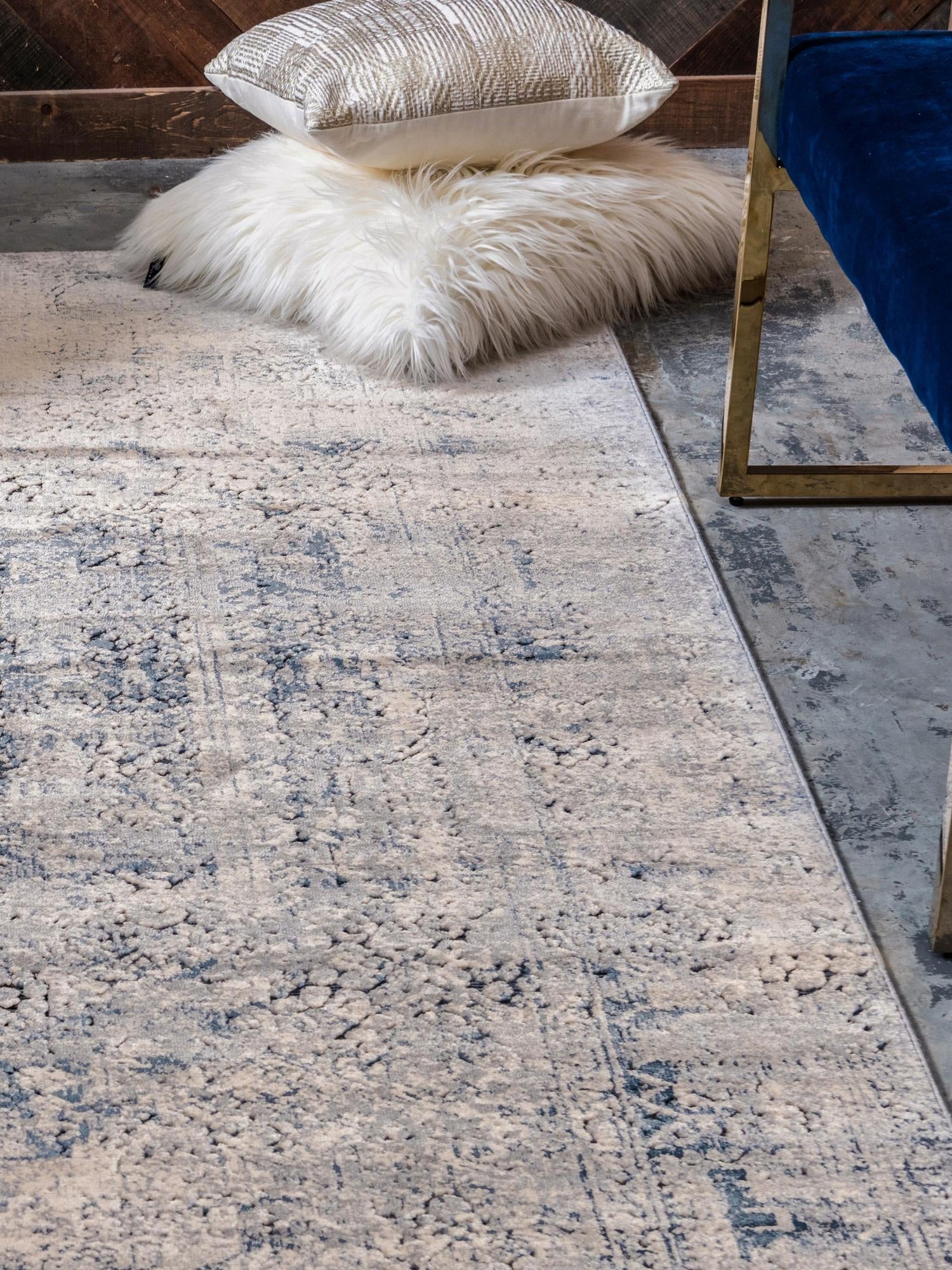 Gray 4' 1 x 6' 1 Chateau Rectangle Area Rug 85% Polypropylene & 15% Chenille With Cotton Backing Traditional Vintage Distressed Carpet for Classical Interior Design Decorating for Sale at Rug Engine