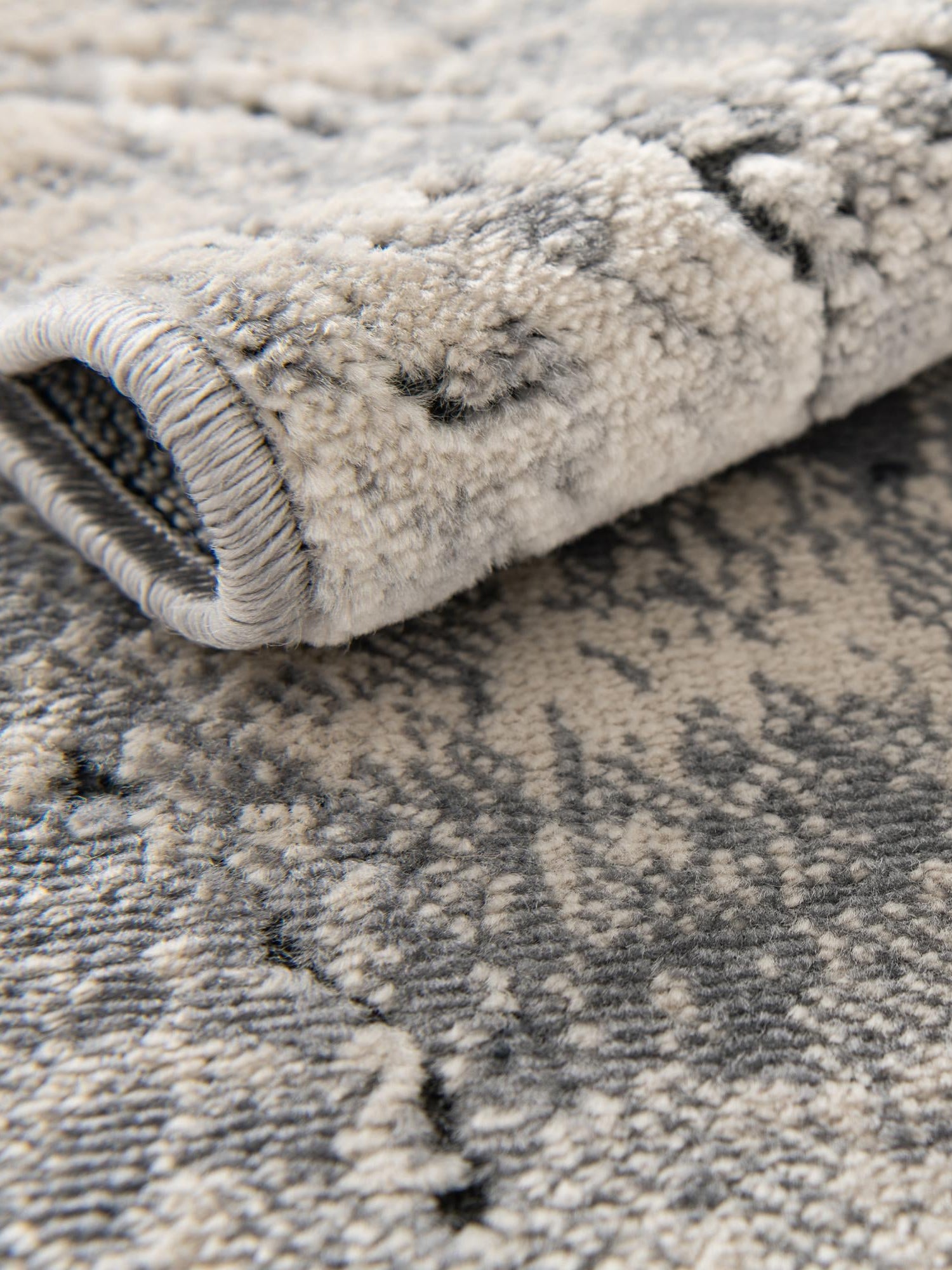 Gray 5' 3 x 5' 3 Chateau Round Area Rug 85% Polypropylene & 15% Chenille With Cotton Backing Traditional Vintage Distressed Carpet for Classical Interior Design Decorating for Sale at Rug Engine