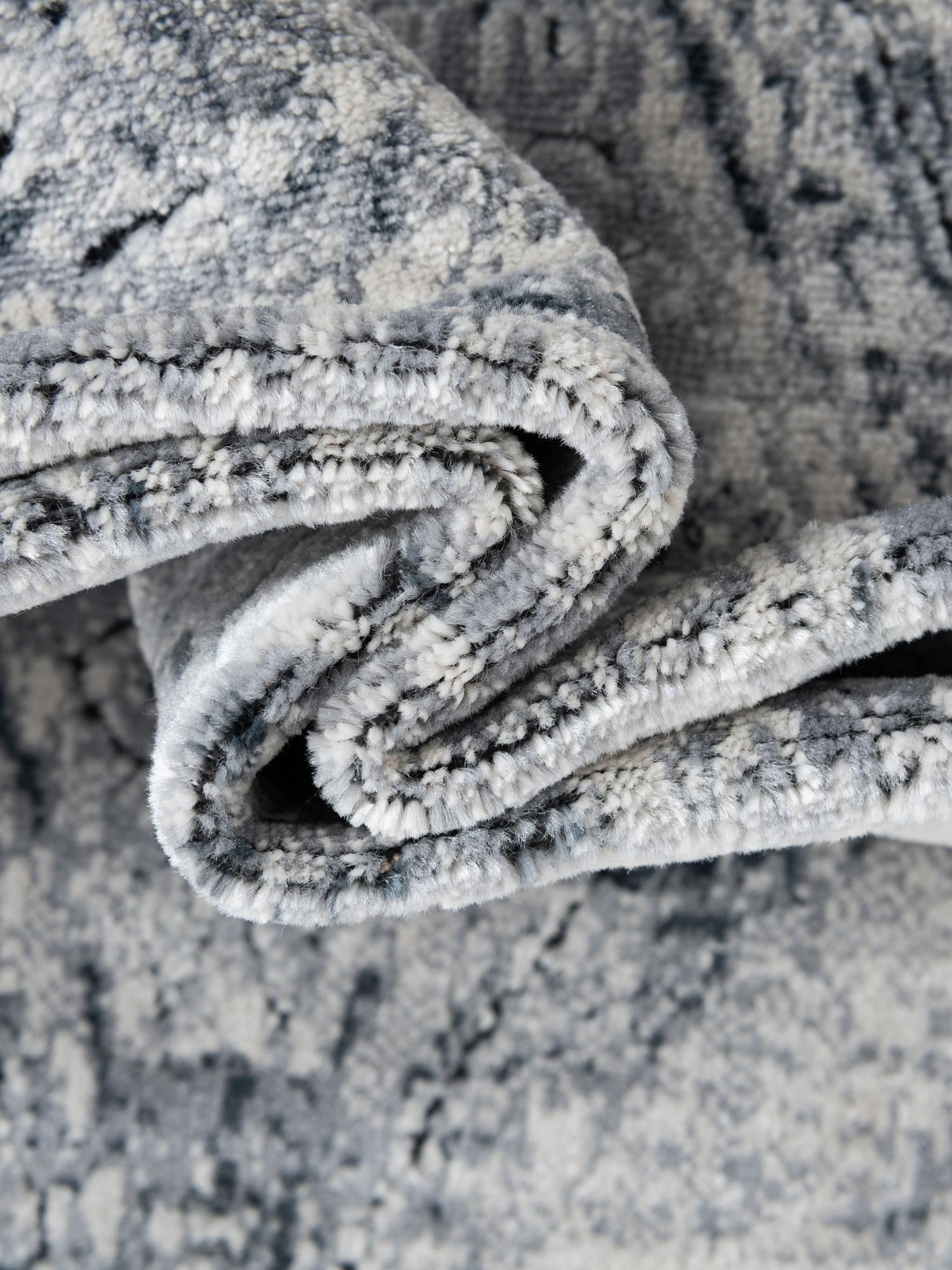 Dark Blue 6' 1 x 9' Chateau Rectangle Area Rug 85% Polypropylene & 15% Chenille With Cotton Backing Traditional Vintage Distressed Carpet for Classical Interior Design Decorating for Sale at Rug Engine