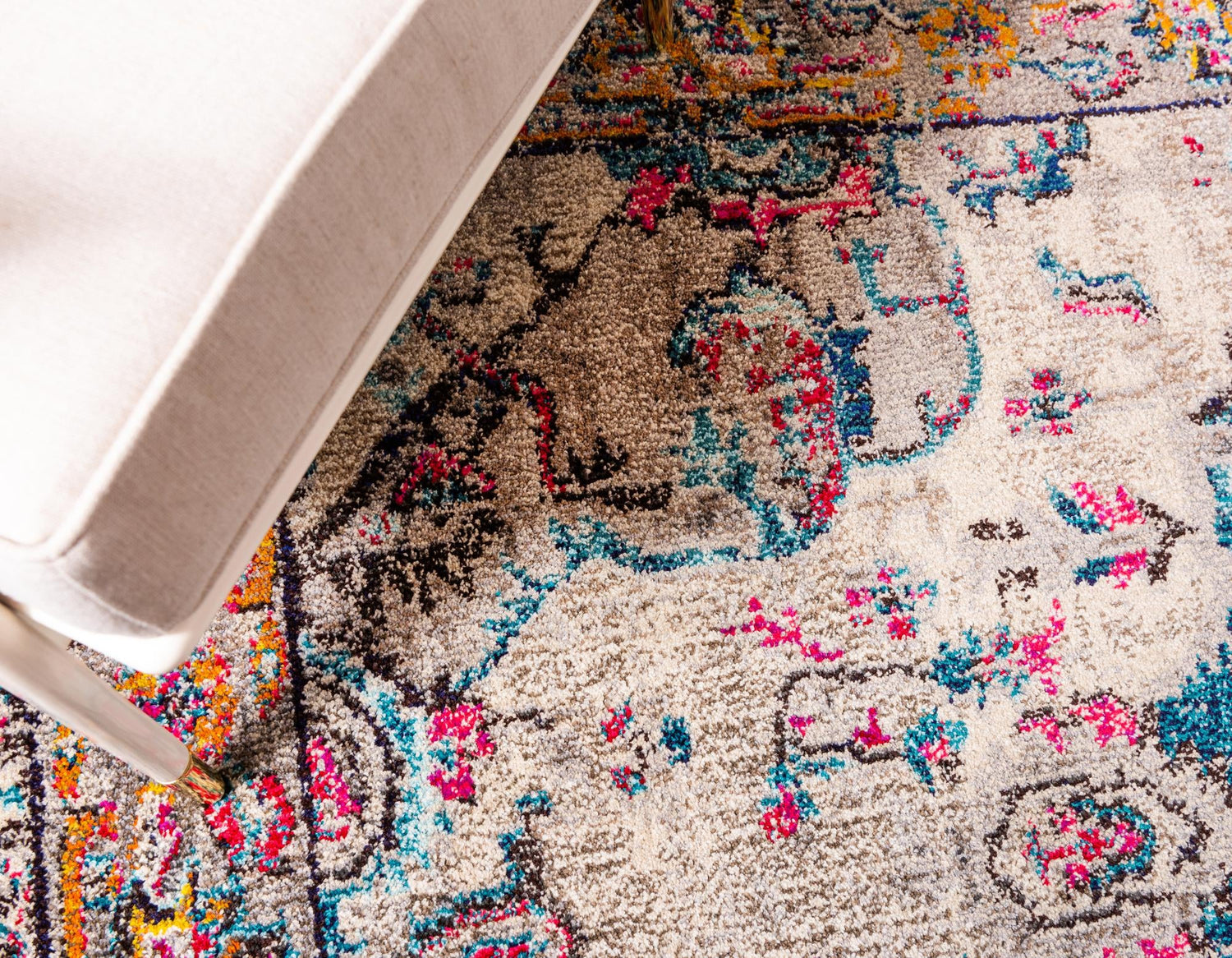 Beige 6' 1 x 6' 1 Medici Round Area Rug 100% Polypropylene Traditional Vintage Classic Carpet for Home Interior Design Decor for Sale at Rug Engine