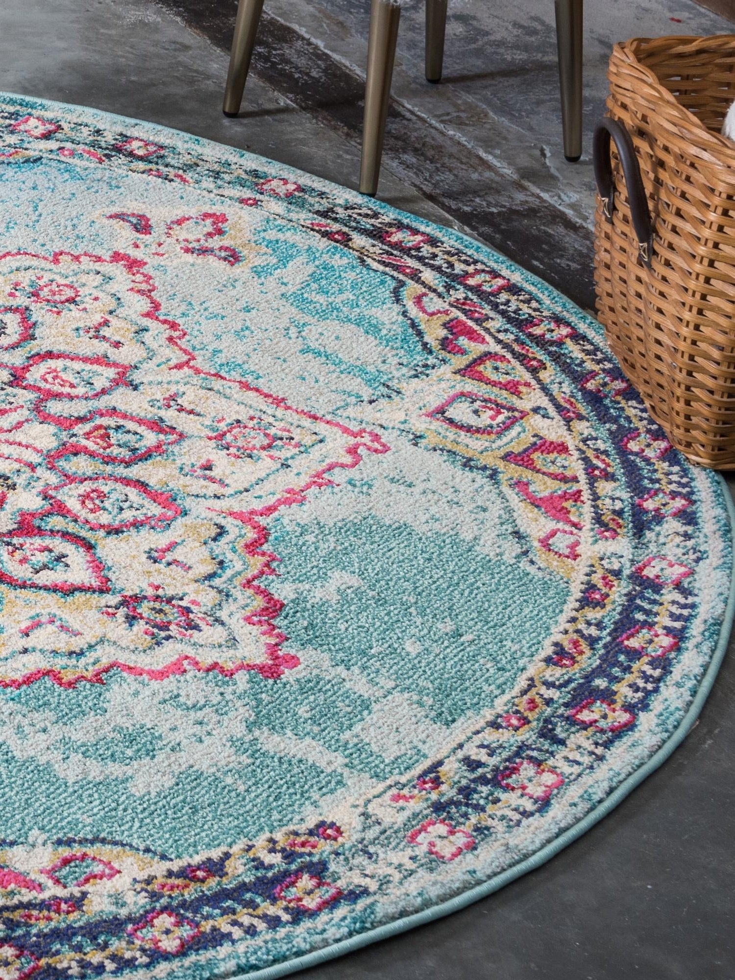 Light Blue 8' x 8' Medici Round Area Rug 100% Polypropylene Traditional Vintage Classic Carpet for Home Interior Design Decor for Sale at Rug Engine