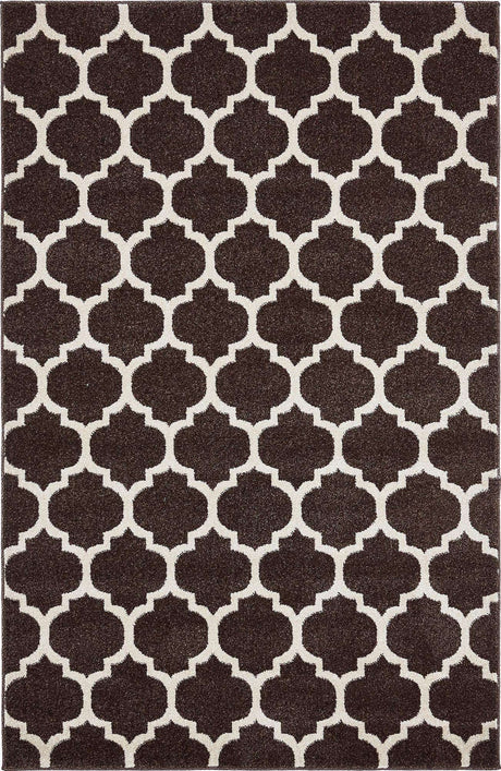 Chocolate Brown 4' 1 x 6' 1 Trellis Rectangle Area Rug