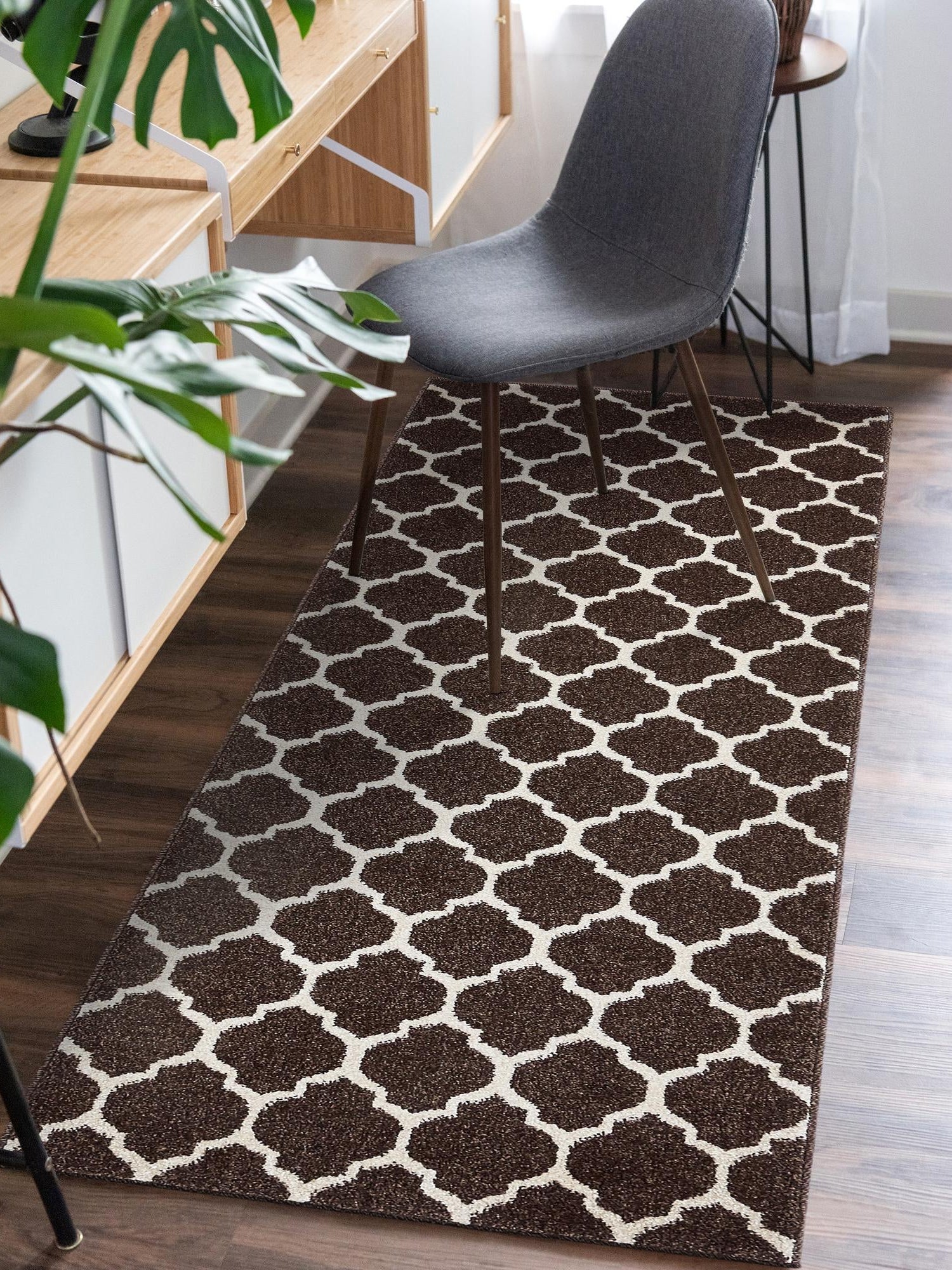 Chocolate Brown 2' x 6' 1 Trellis Runner Area Rug