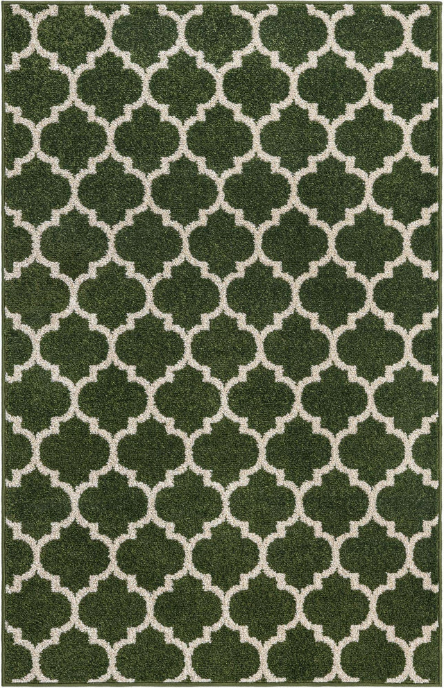 Dark Green 4' 1 x 6' 1 Trellis Rectangle Area Rug