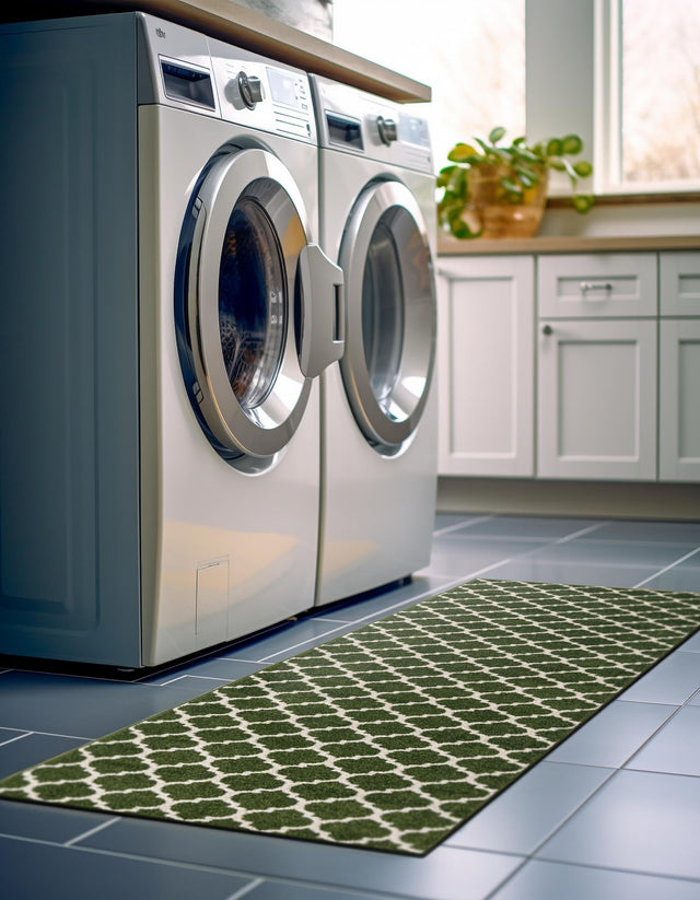 Dark Green 3' x 10' Trellis Runner Rug