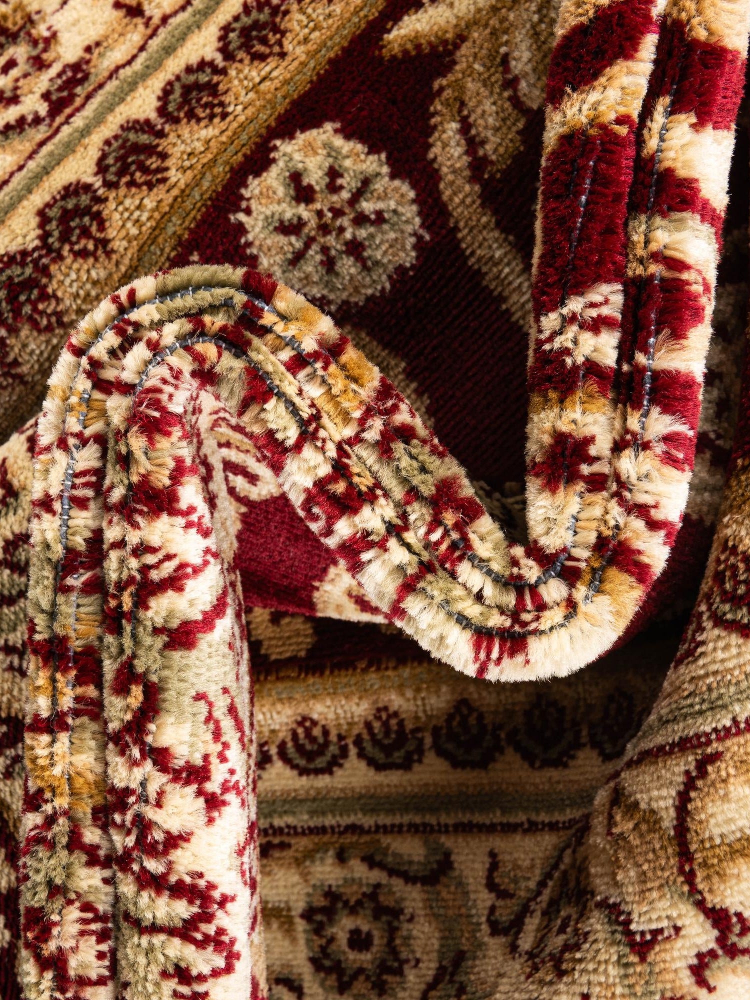 Red 6' 1 x 6' 1 Versailles Square Area Rug