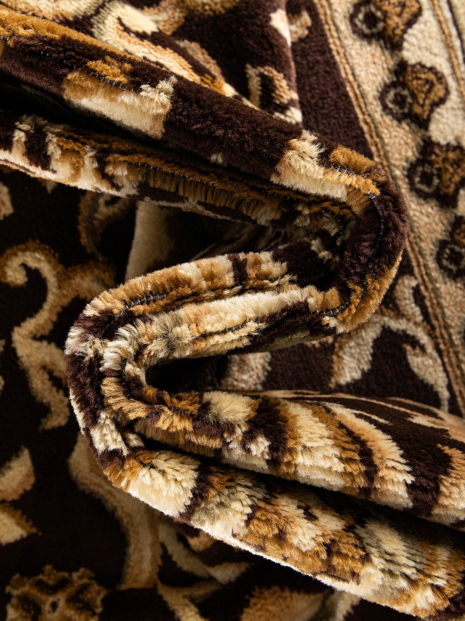 Brown 6' 1 x 6' 1 Versailles Square Area Rug