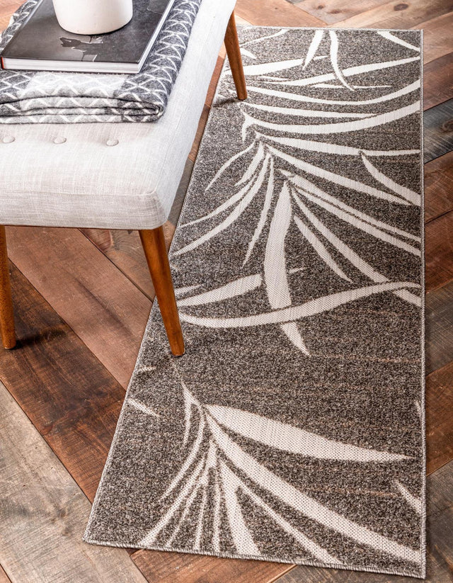 Brown 2' x 6' 1 Outdoor Botanical Runner Rug