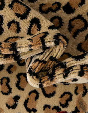 Cream 7' 10 x 7' 10 Wildlife Round Area Rug Animal Print Safari Jungle Inspired Carpet for Unique Modern Interior Design for Sale at Rug Engine