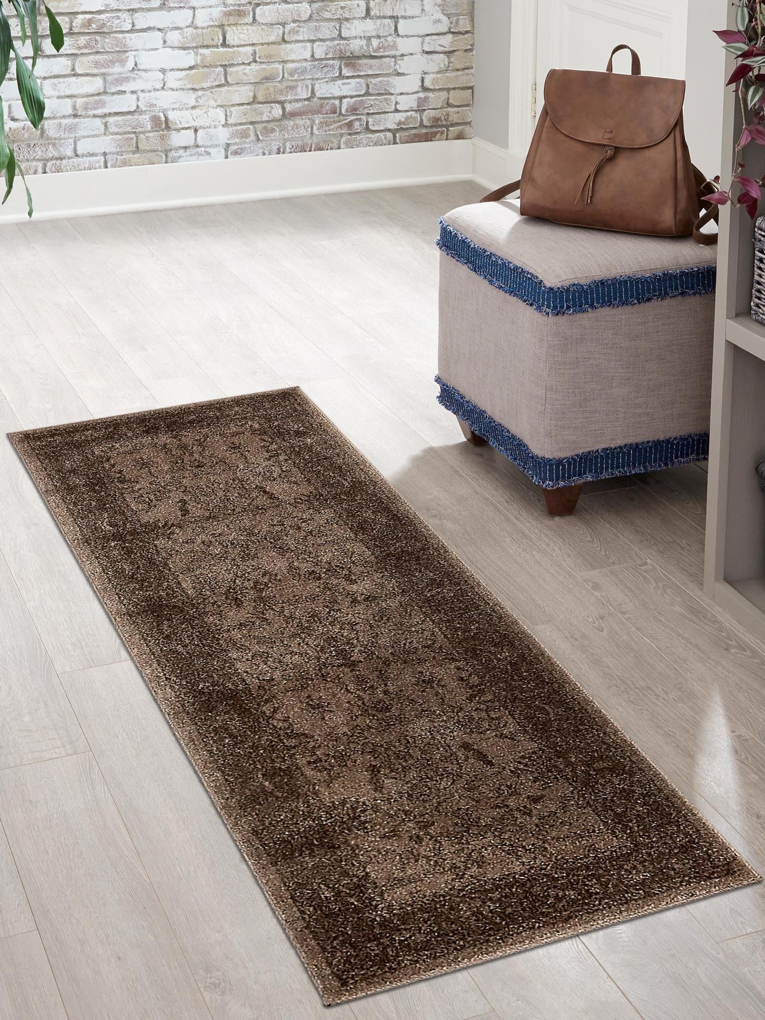 Brown 2' 7 x 10' La Jolla Runner Area Rug 100% Polypropylene Traditional Pattern Easy Clean Carpet for Living, Dining, Bedroom, Office for Sale at Rug Engine