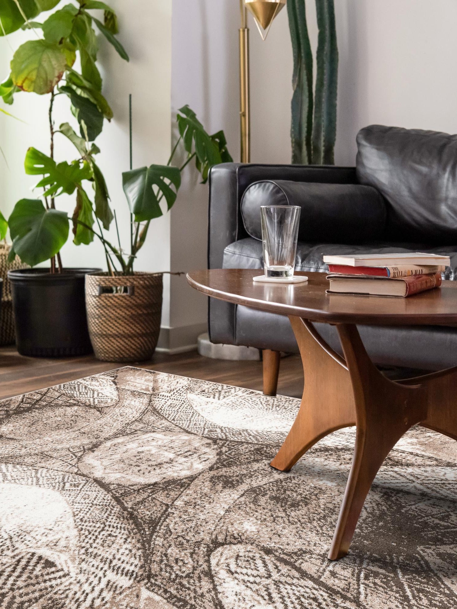 Brown 7' 10 x 11' Sofia Rectangle Area Rug Durable Easy Clean Stain Resistant Unique Carpet for Affordable Interior Home Design for Sale at Rug Engine