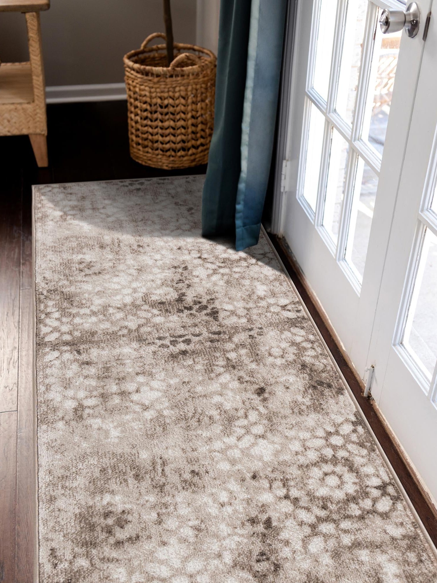 Brown 2' x 13' 1 Sofia Runner Area Rug Durable Easy Clean Stain Resistant Unique Carpet for Affordable Interior Home Design for Sale at Rug Engine