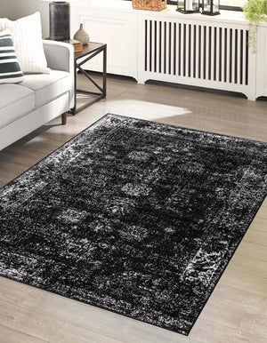 Black 4' 1 x 6' 1 Sofia Rectangle Rug