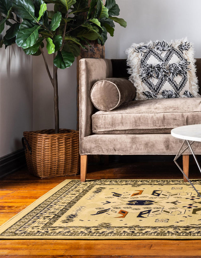 Cream 7' 10 x 7' 10 Taftan Square Area Rug