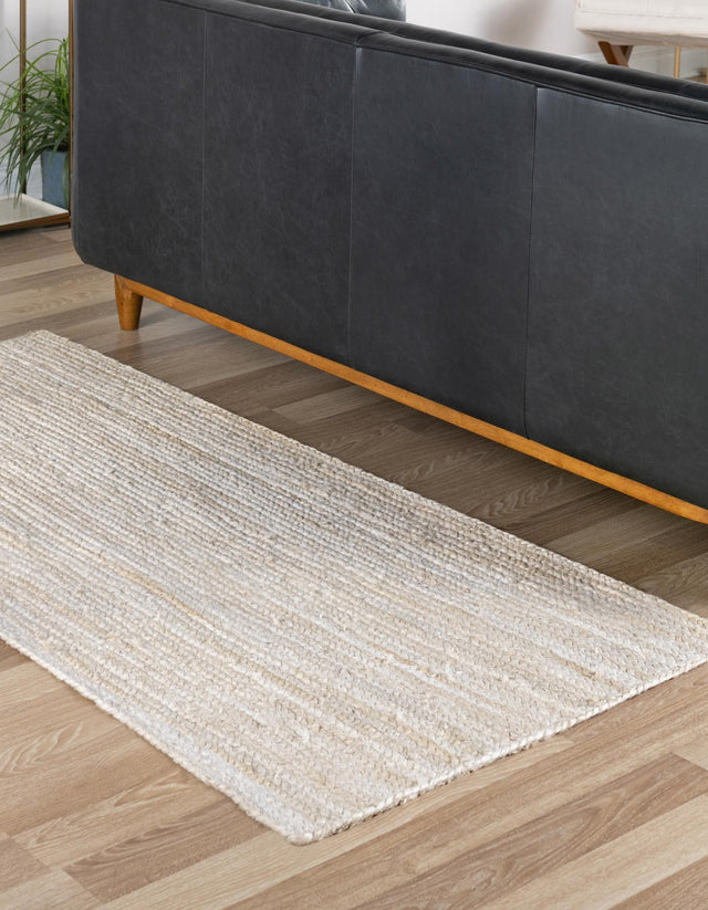 White 2' 6 x 6' 1 Braided Jute Runner Rug