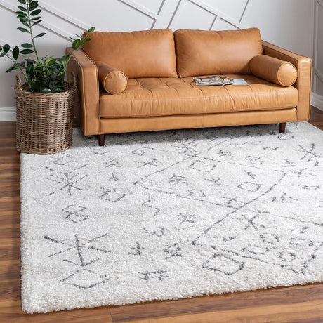 Pure Ivory 8' x 8' Rabat Shag Square Rug