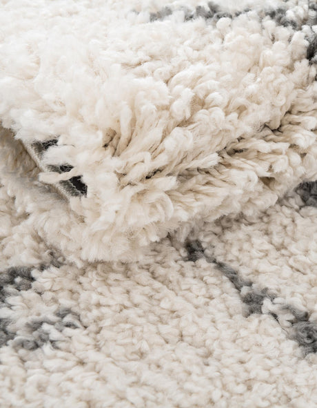 Pure Ivory 4' 1 x 6' 1 Rabat Shag Rectangle Area Rug Thick Soft Touch Fluffy & Plush Shaggy Pile Durable Geometric Carpet for Luxury Interior Design for Sale at Rug Engine