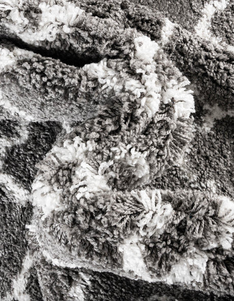 Gray 8' x 8' Rabat Shag Square Area Rug Thick Soft Touch Fluffy & Plush Shaggy Pile Durable Geometric Carpet for Luxury Interior Design for Sale at Rug Engine