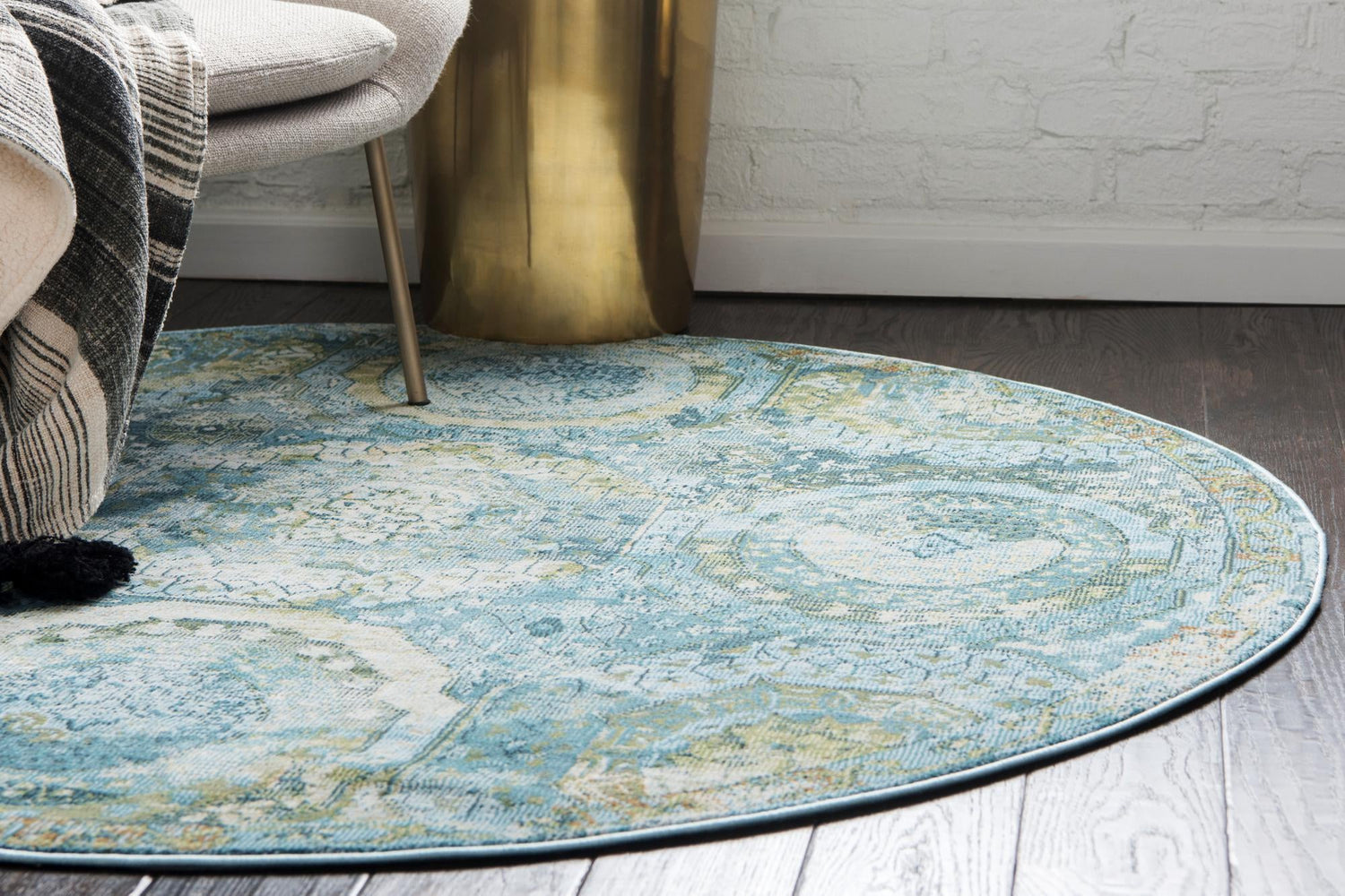 Light Blue 8' x 8' Baracoa Round Area Rug 100% Polypropylene Distressed Vintage Living Dining Room Office Traditional Carpet for Sale at Rug Engine