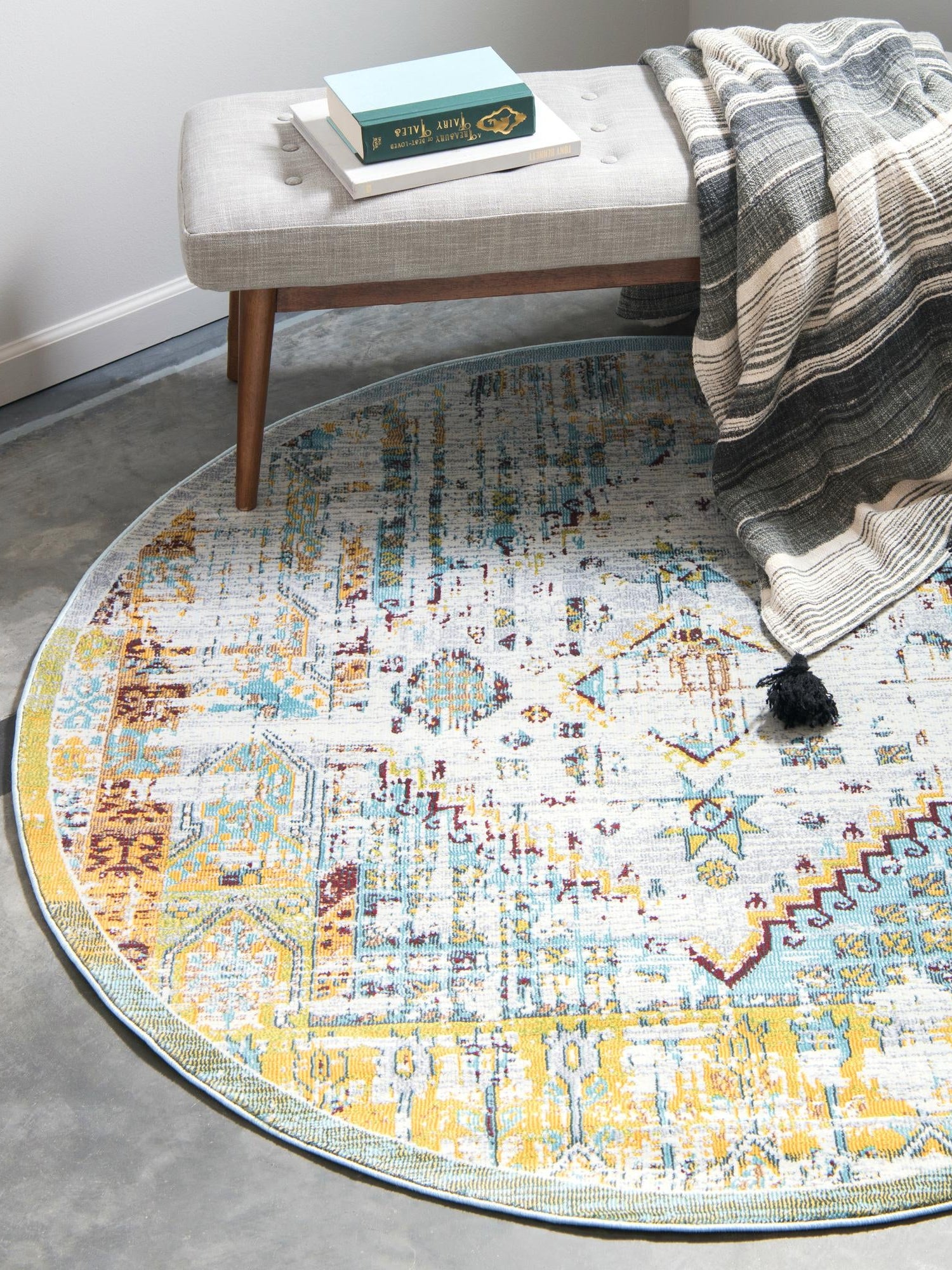 Light Blue 5' 5 x 5' 5 Baracoa Round Area Rug 100% Polypropylene Distressed Vintage Living Dining Room Office Traditional Carpet for Sale at Rug Engine