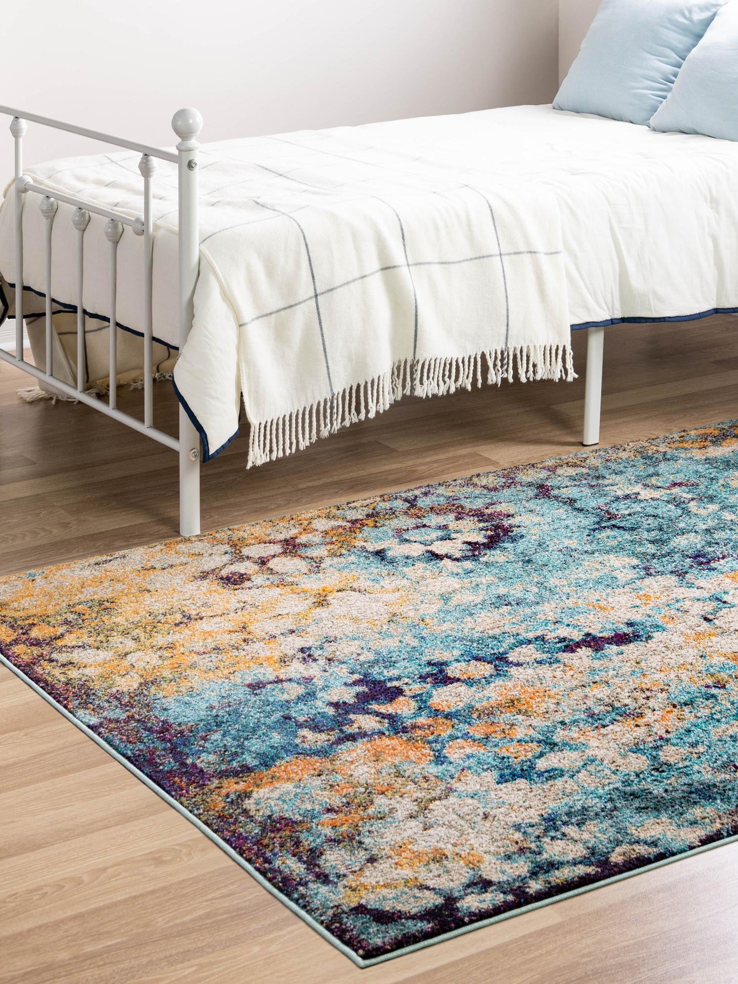 Blue 2' 2 x 3' 1 Vita Rectangle Area Rug