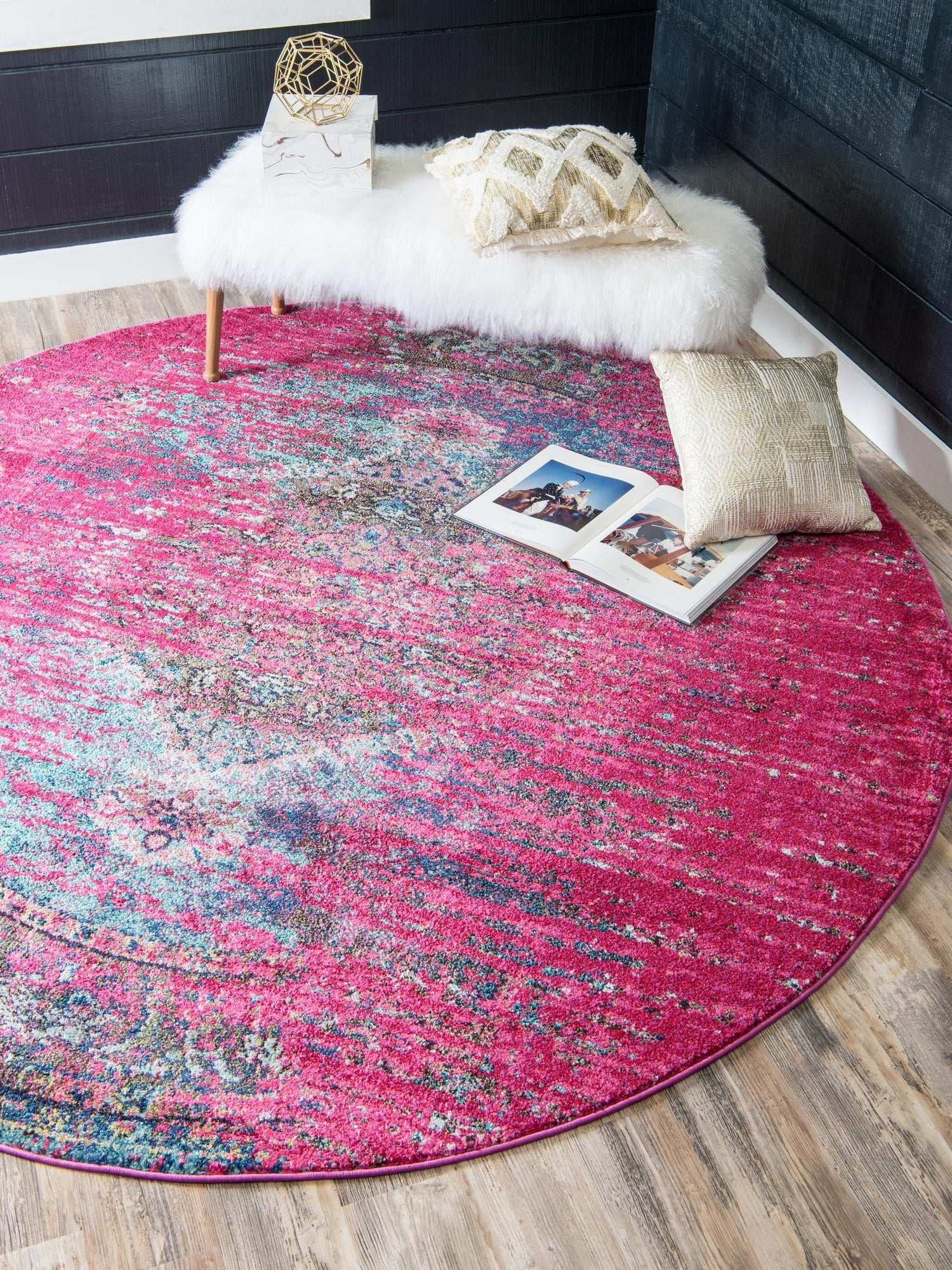 Pink 8' x 8' Vita Round Area Rug