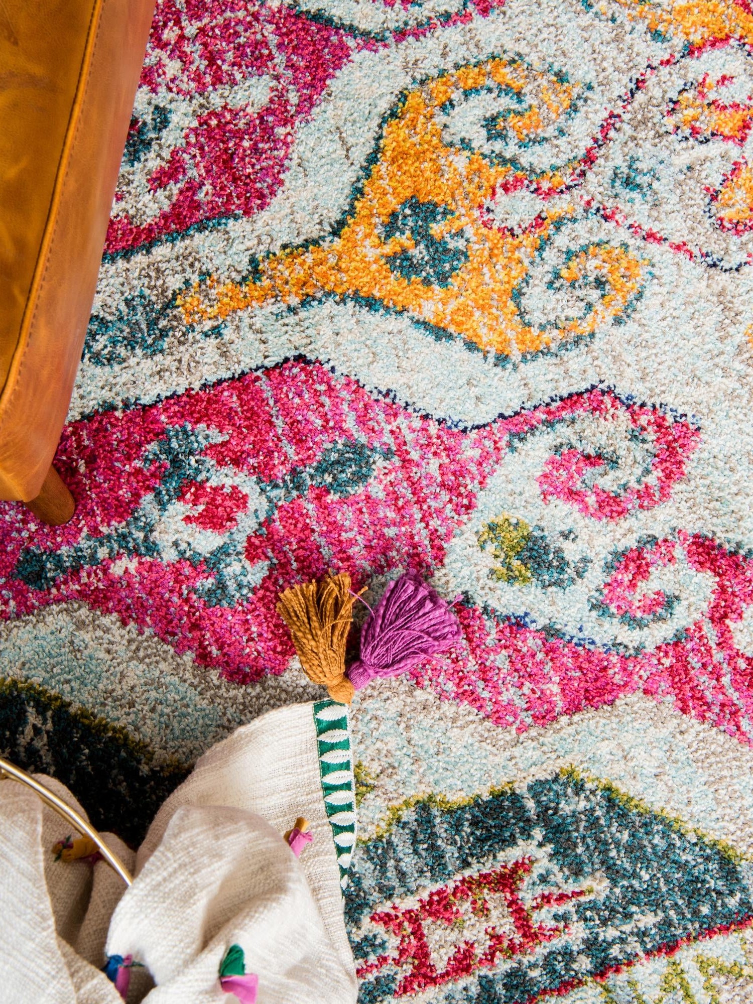 Multicolor 2' 2 x 3' 1 Vita Rectangle Area Rug