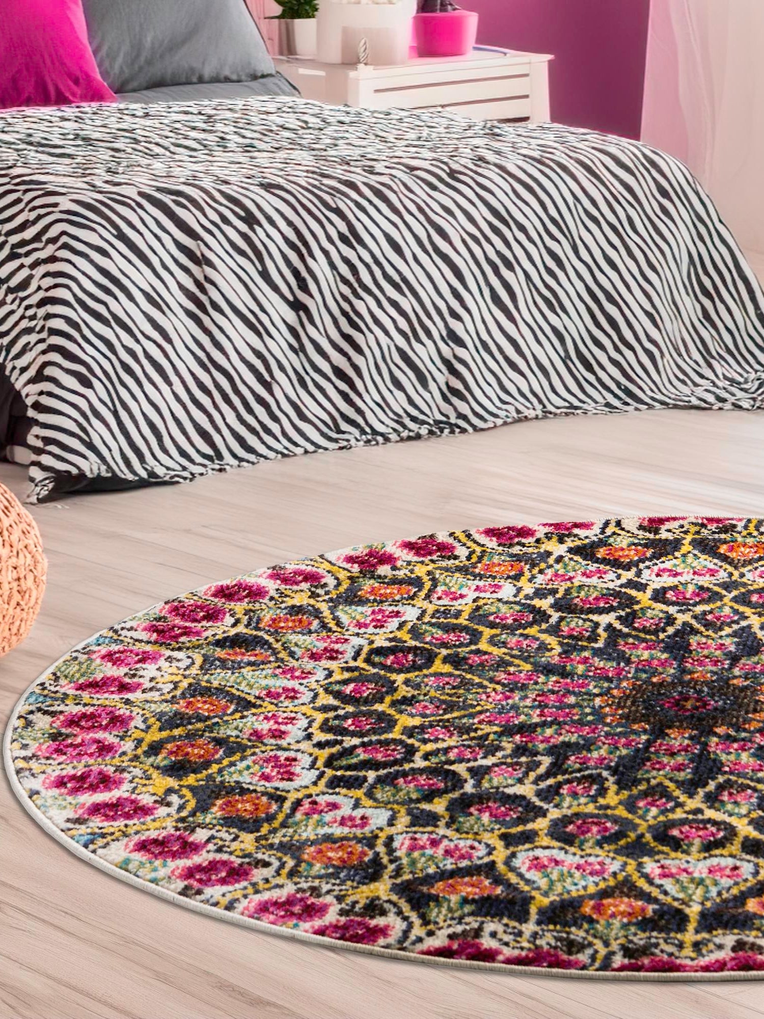 Multicolor 4' 1 x 4' 1 Vita Round Area Rug