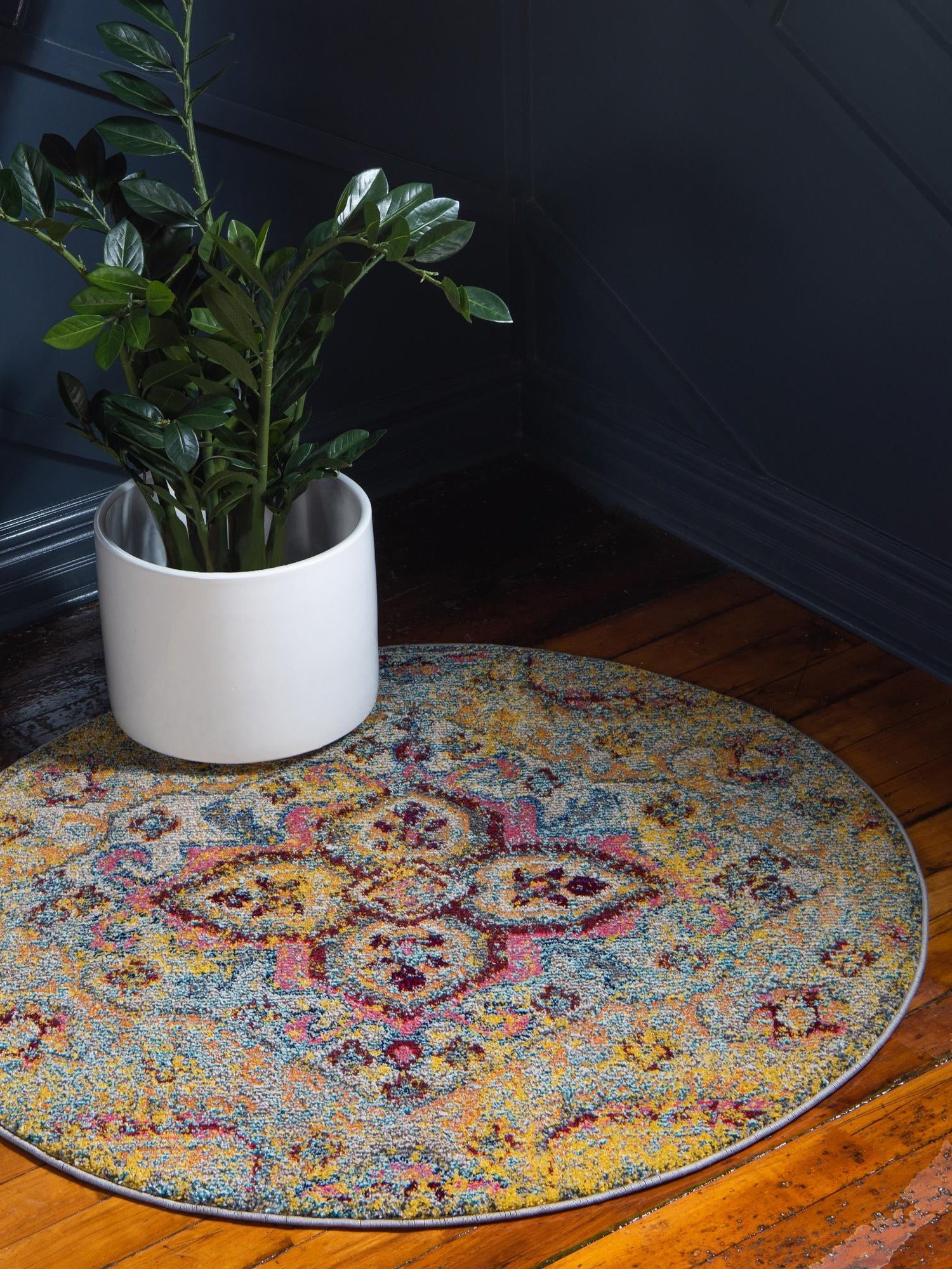 Yellow 8' x 8' Vita Round Area Rug