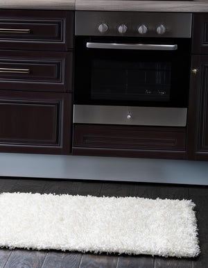 Snow White 2' 2 x 7' Solid Shag Runner Rug