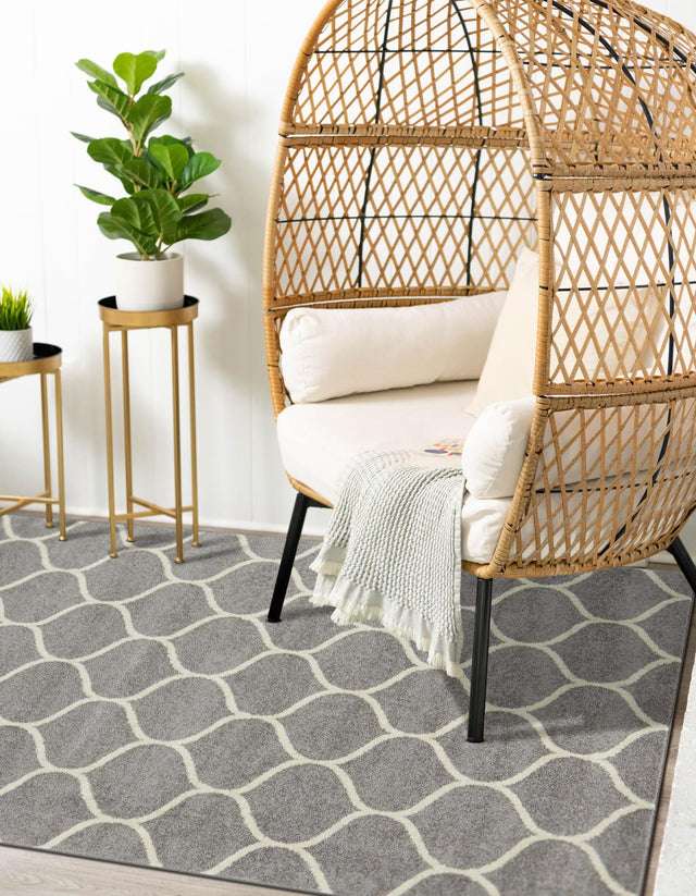 Light Gray 4' 1 x 6' 1 Trellis Frieze Rectangle Area Rug Geometric Modern Unique Stain Resistant Easy Clean Carpet for Living, Dining, Bedrooms, Office for Sale at Rug Engine