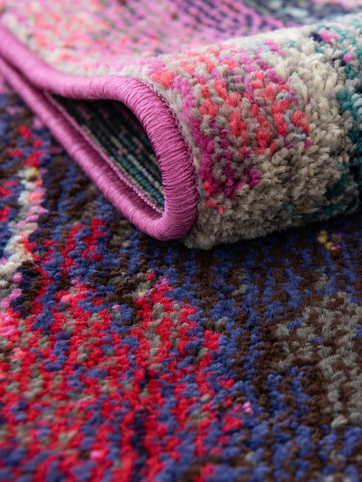 Multicolor 7' 10 x 7' 10 Chromatic Round Area Rug 100% Polypropylene With Cotton Backing Abstract Modern Colorful Carpet Mat for Home Decor & Interior Design for Sale at Rug Engine