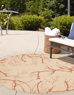 Beige and Terracotta 6' x 6' Outdoor Botanical Round Rug