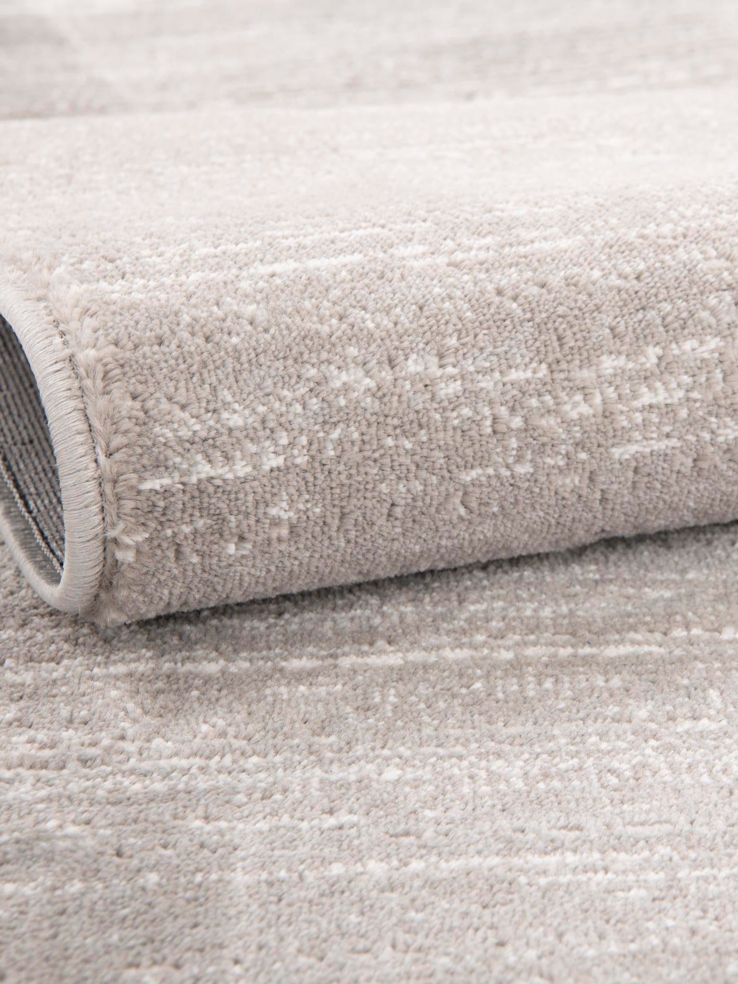 Gray 2' x 3' 1 Jill Zarin Uptown Rectangle Area Rug 70% Polypropylene & 30% Polyester  Contemporary Carpet for Living, Dining, Office, Bedroom for Sale at Rug Engine