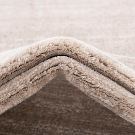 Brown 8' x 8' Jill Zarin Uptown Round Area Rug 70% Polypropylene & 30% Polyester  Contemporary Carpet for Living, Dining, Office, Bedroom for Sale at Rug Engine