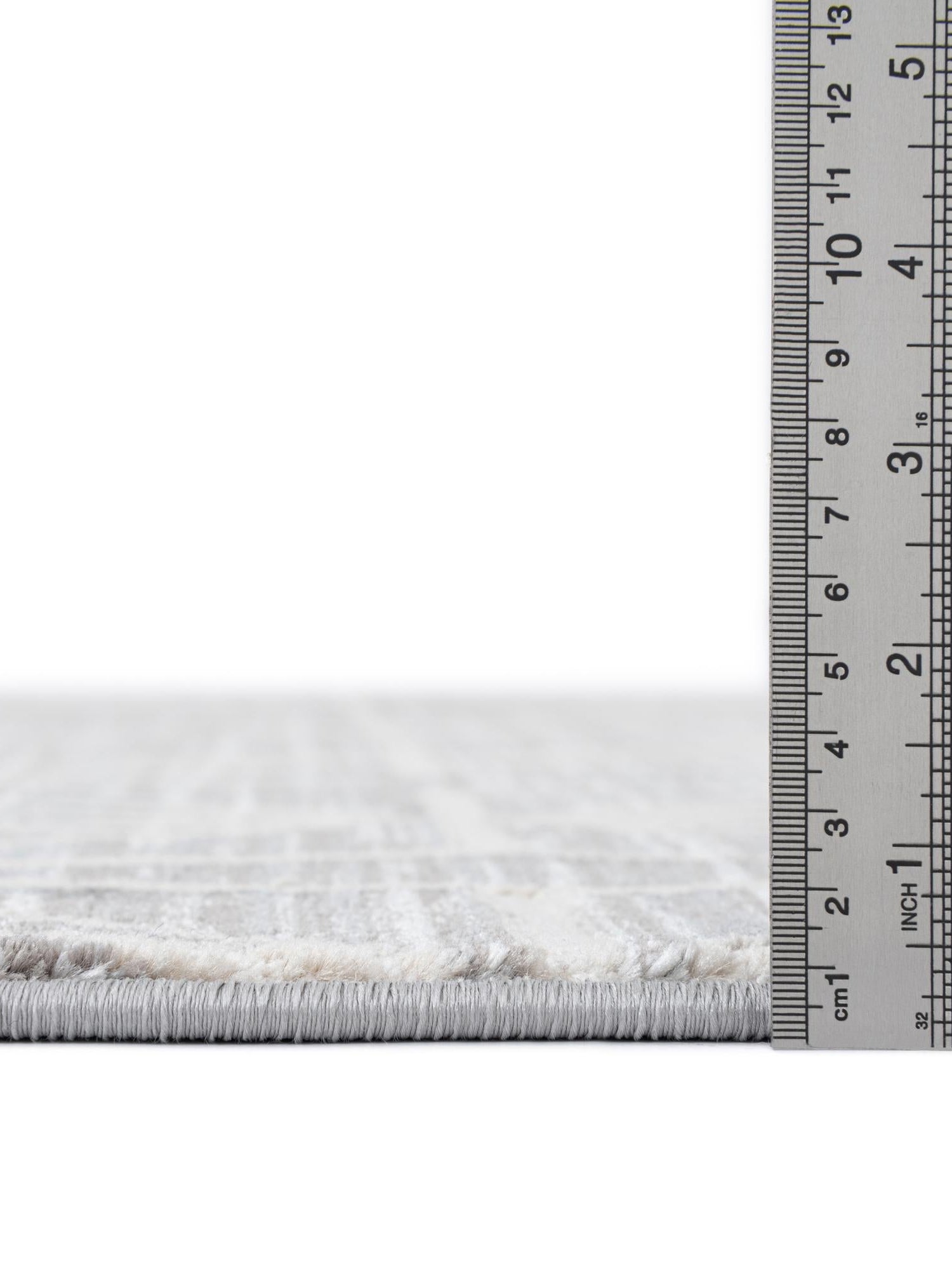 Gray 4' 1 x 6' 1 Jill Zarin Uptown Rectangle Area Rug 70% Polypropylene & 30% Polyester  Contemporary Carpet for Living, Dining, Office, Bedroom for Sale at Rug Engine