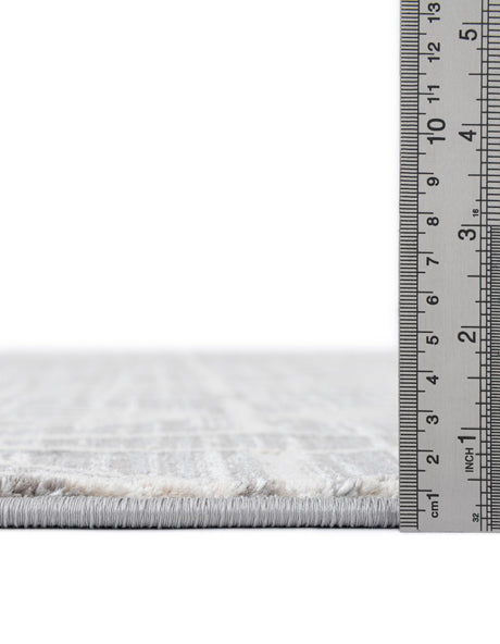 Gray 4' 1 x 6' 1 Jill Zarin Uptown Rectangle Area Rug 70% Polypropylene & 30% Polyester  Contemporary Carpet for Living, Dining, Office, Bedroom for Sale at Rug Engine