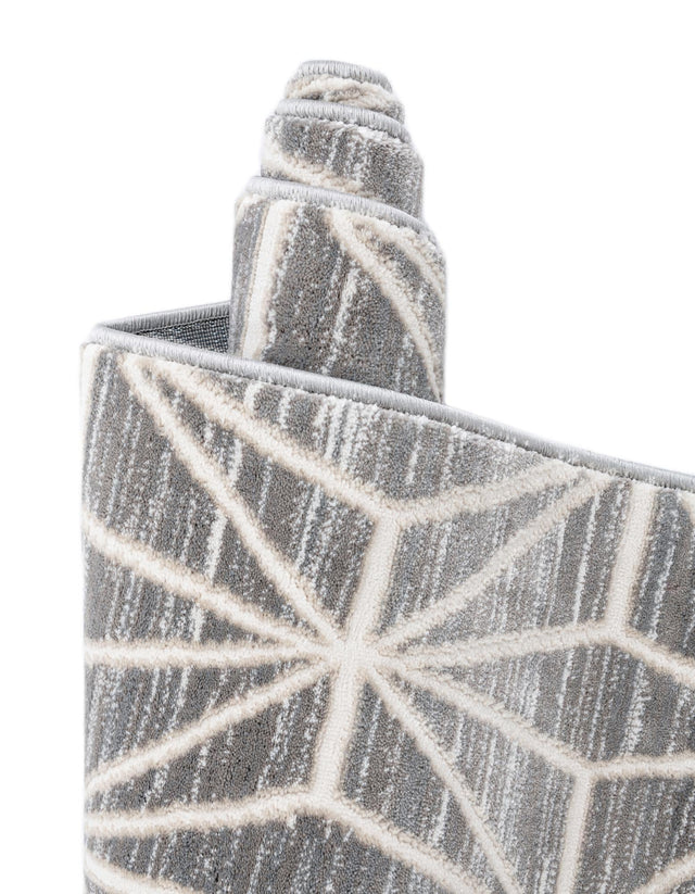 Gray 5' x 8' Jill Zarin Uptown Rectangle Area Rug 70% Polypropylene & 30% Polyester  Contemporary Carpet for Living, Dining, Office, Bedroom for Sale at Rug Engine