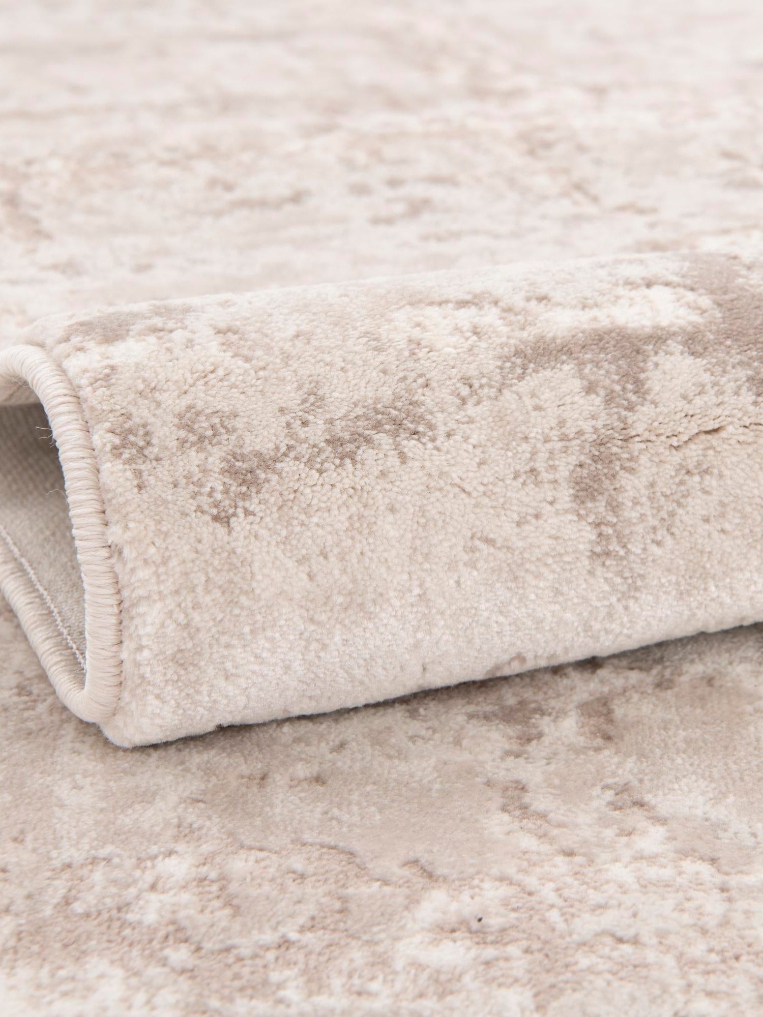 Beige 8' x 8' Jill Zarin Uptown Round Area Rug 70% Polypropylene & 30% Polyester  Contemporary Carpet for Living, Dining, Office, Bedroom for Sale at Rug Engine