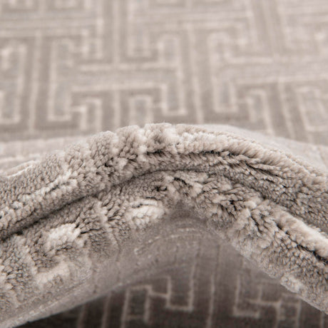Gray 2' 7 x 8' Jill Zarin Uptown Runner Area Rug 70% Polypropylene & 30% Polyester  Contemporary Carpet for Living, Dining, Office, Bedroom for Sale at Rug Engine