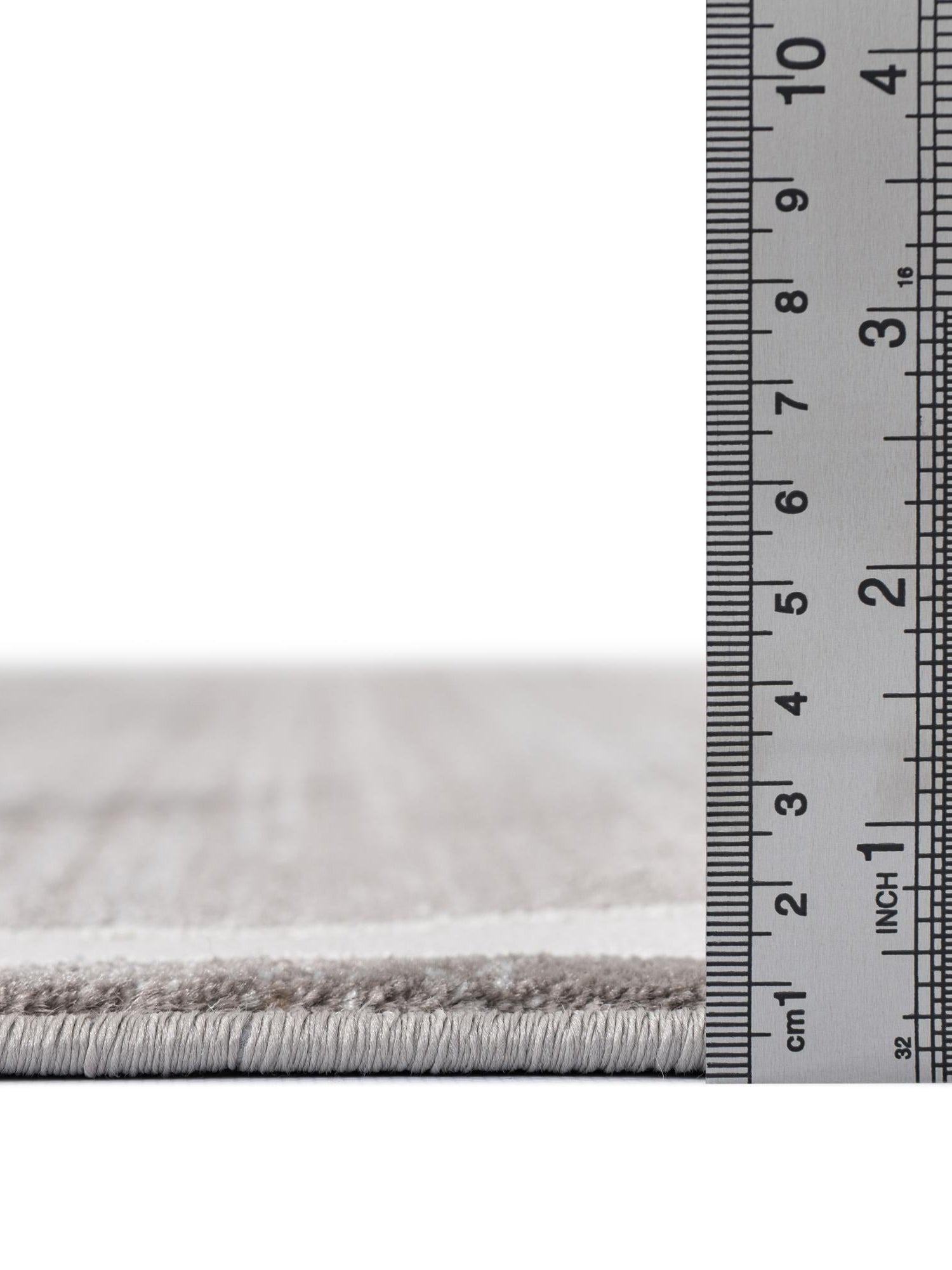 Gray 4' 1 x 6' 1 Jill Zarin Uptown Rectangle Area Rug 70% Polypropylene & 30% Polyester  Contemporary Carpet for Living, Dining, Office, Bedroom for Sale at Rug Engine