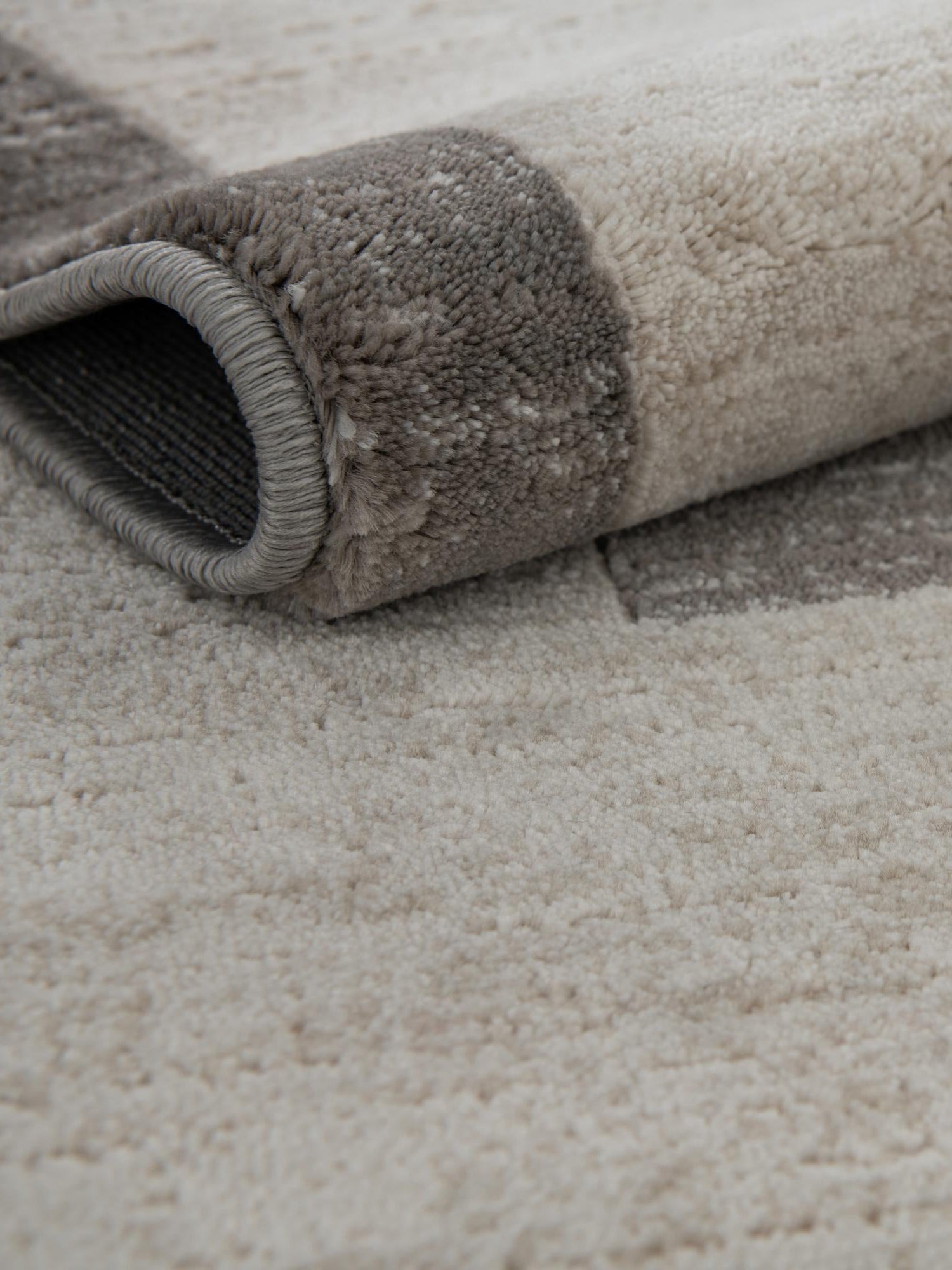 Gray 9' x 12' 2 Jill Zarin Uptown Rectangle Area Rug 70% Polypropylene & 30% Polyester  Contemporary Carpet for Living, Dining, Office, Bedroom for Sale at Rug Engine