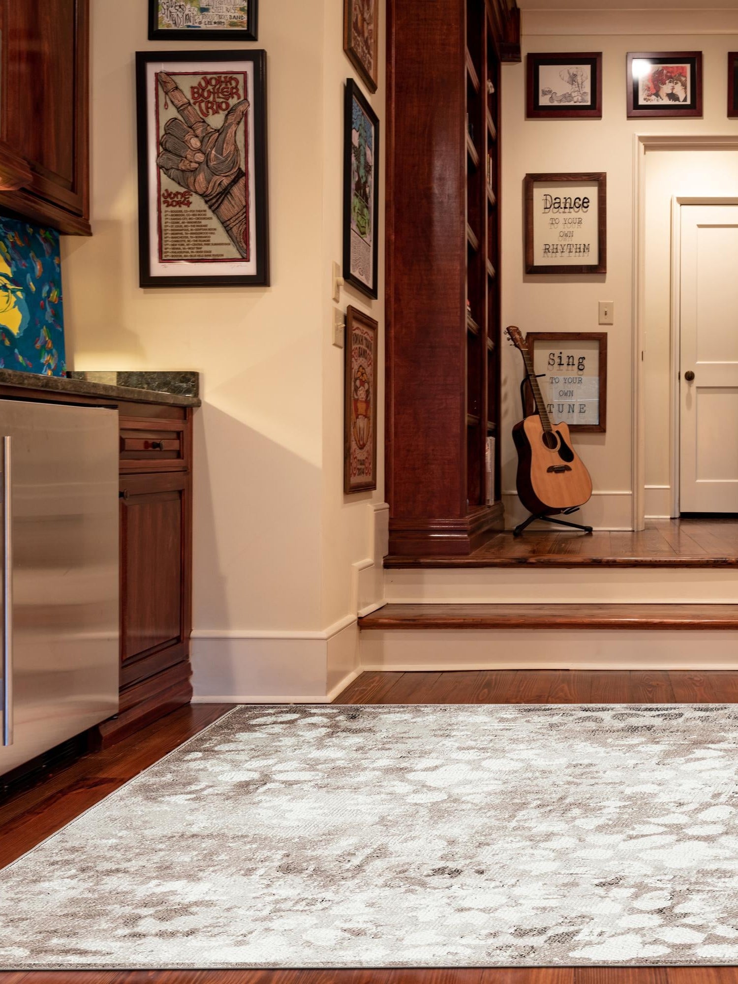 Brown 7' 10 x 7' 10 Sofia Square Area Rug Durable Easy Clean Stain Resistant Unique Carpet for Affordable Interior Home Design for Sale at Rug Engine