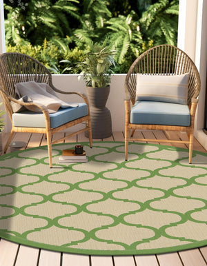 Beige and Green 6' 1 x 6' 1 Outdoor Trellis Round Rug