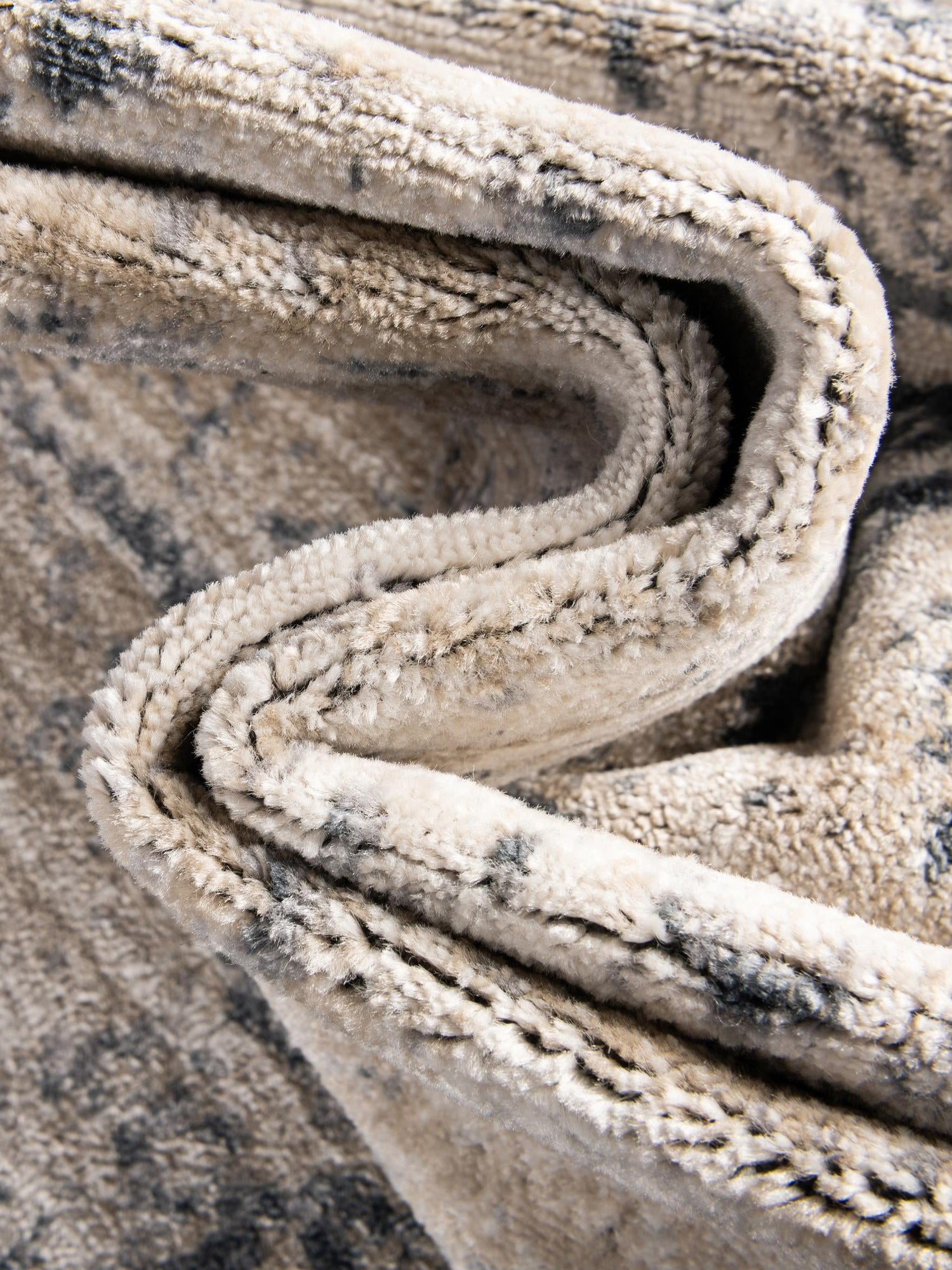 Dark Blue 7' 10 x 7' 10 Chateau Square Area Rug 85% Polypropylene & 15% Chenille With Cotton Backing Traditional Vintage Distressed Carpet for Classical Interior Design Decorating for Sale at Rug Engine