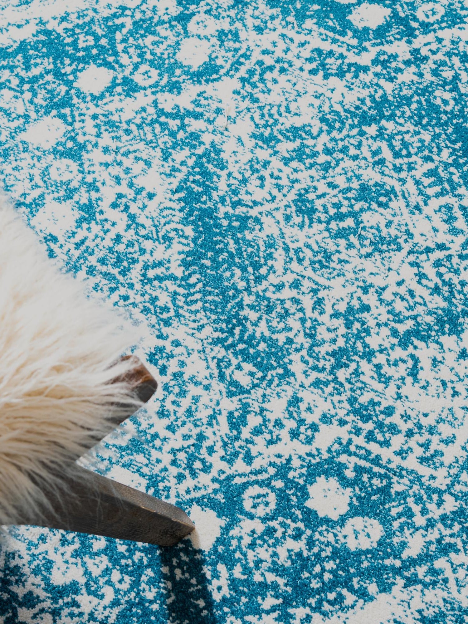 Blue 2' x 3' 1 Rosso Rectangle Area Rug Vintage Distressed Faded Traditional Design Carpet for Unique Home Interior Design for Sale at Rug Engine