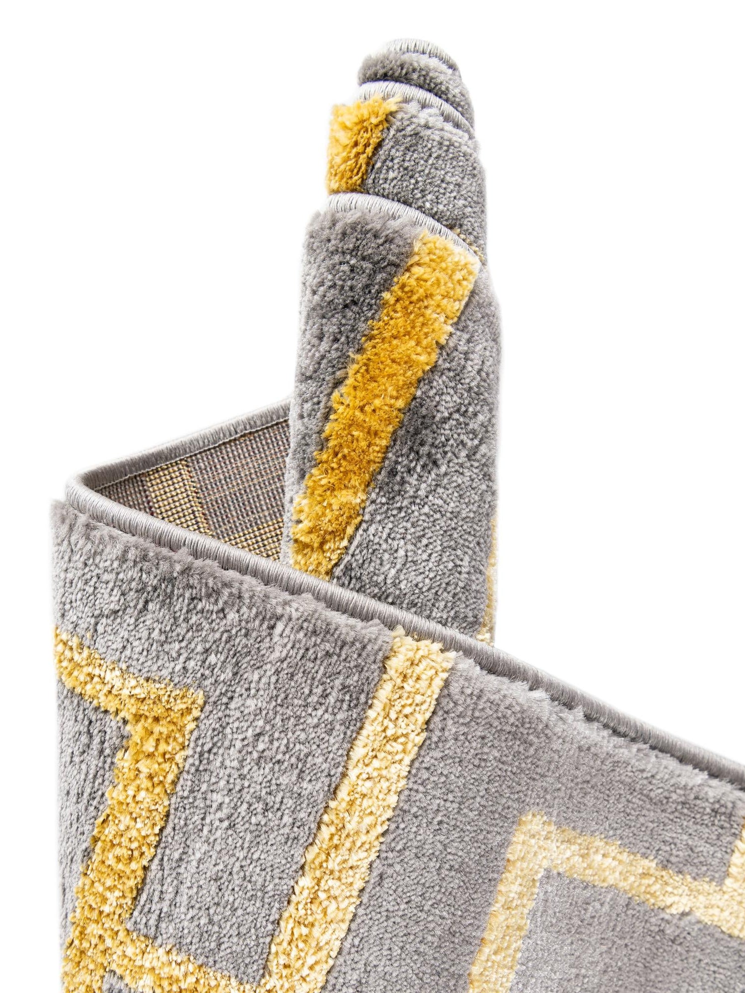 Gray Gold 3' 1 x 5' 3 Marilyn Monroe Glam Rectangle Area Rug 70% Polypropylene & 30% Polyester Vivid Geometric Modern Carpet for Interior Home Decor for Sale at Rug Engine