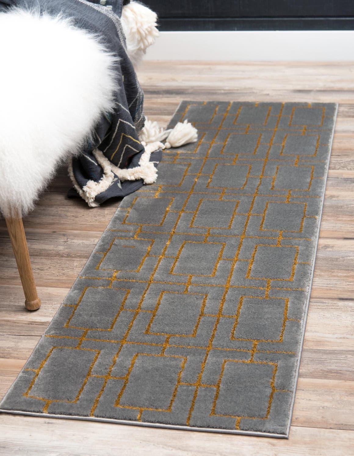 Gray Gold 2' 7 x 12' Marilyn Monroe Glam Runner Area Rug 70% Polypropylene & 30% Polyester Vivid Geometric Modern Carpet for Interior Home Decor for Sale at Rug Engine